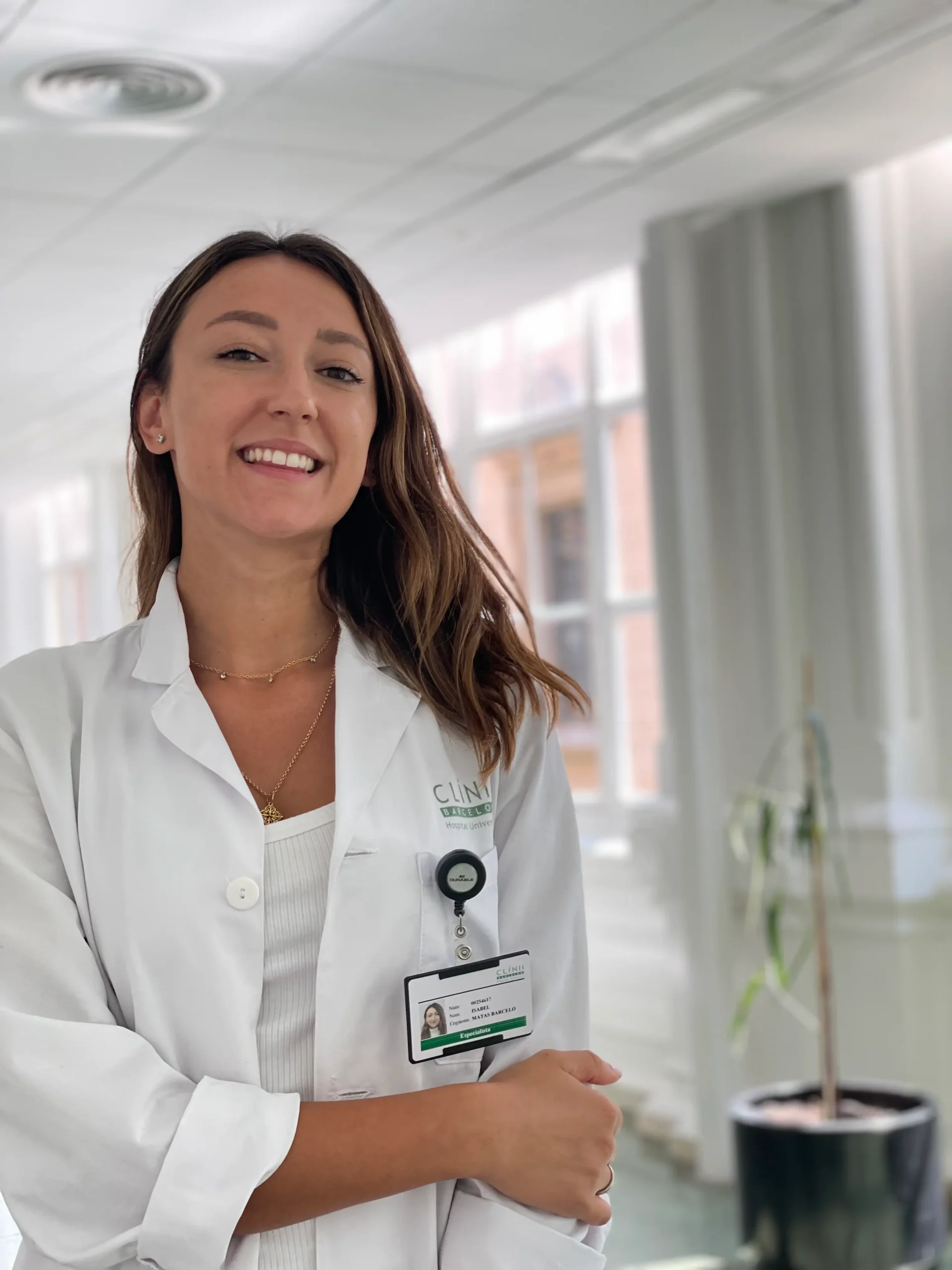 Isabel-Especialista-en-Ginecología-y-Obstetricia